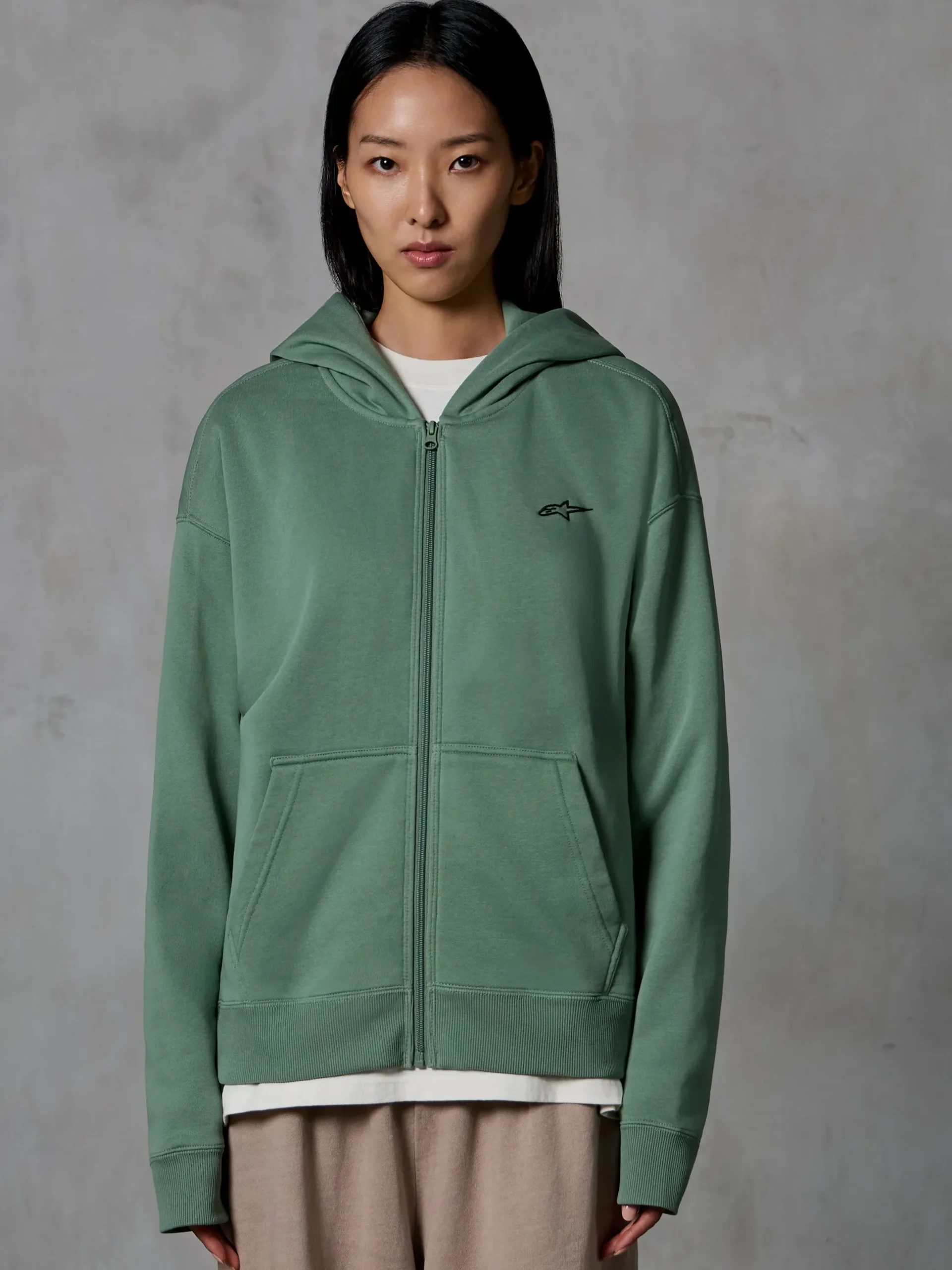 Essentials Ageless Zip Kapuzenjacke