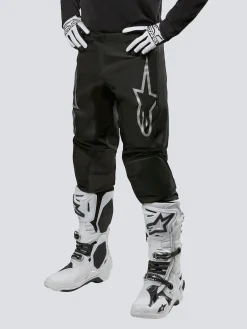 2024 Fluid Graphite Bekleidungsset