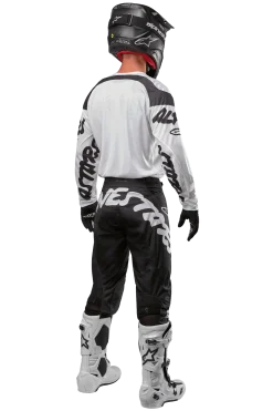 Racer Hana Trikot 2024