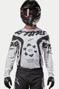 Racer Hana Trikot 2024