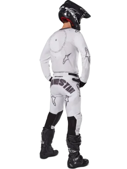 2025 Racer Hollow Bekleidungsset