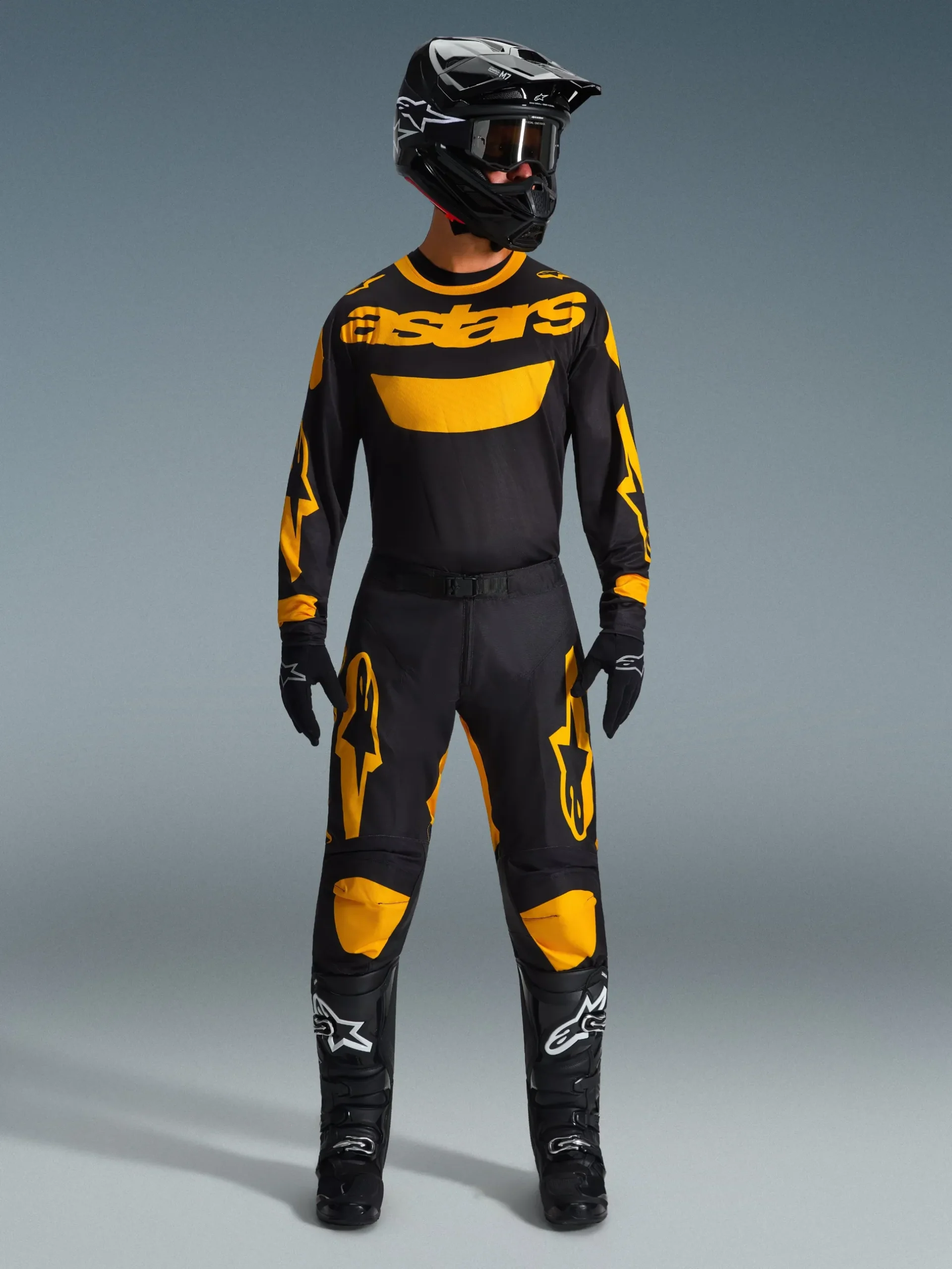2026 Racer Riway Bekleidungsset