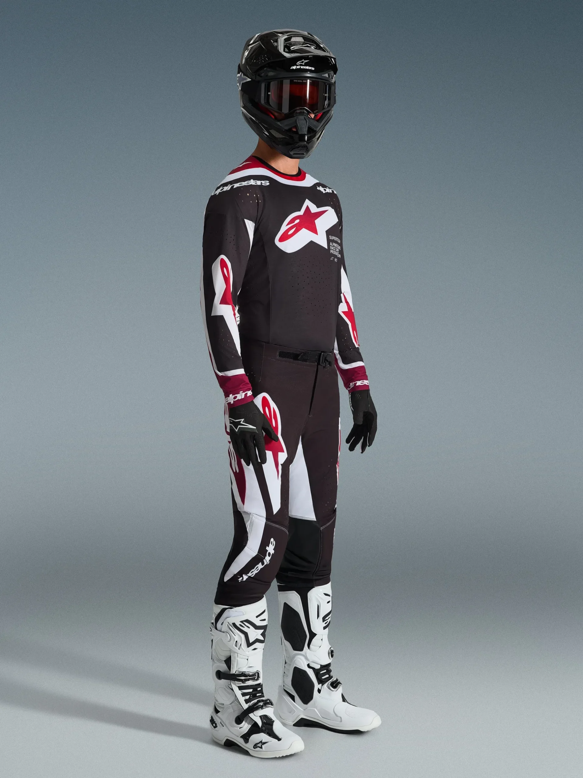 2026 Supertech AFD Vista Bekleidungsset