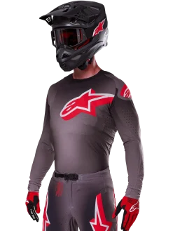 Supertech Lipan Bekleidungsset 2025