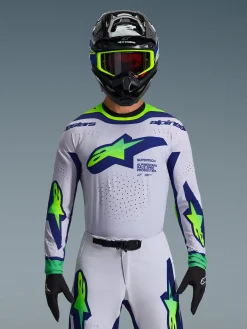 2026 Supertech Vista Bekleidungsset