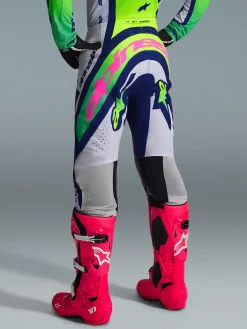 2026 Supertech Vista Bekleidungsset